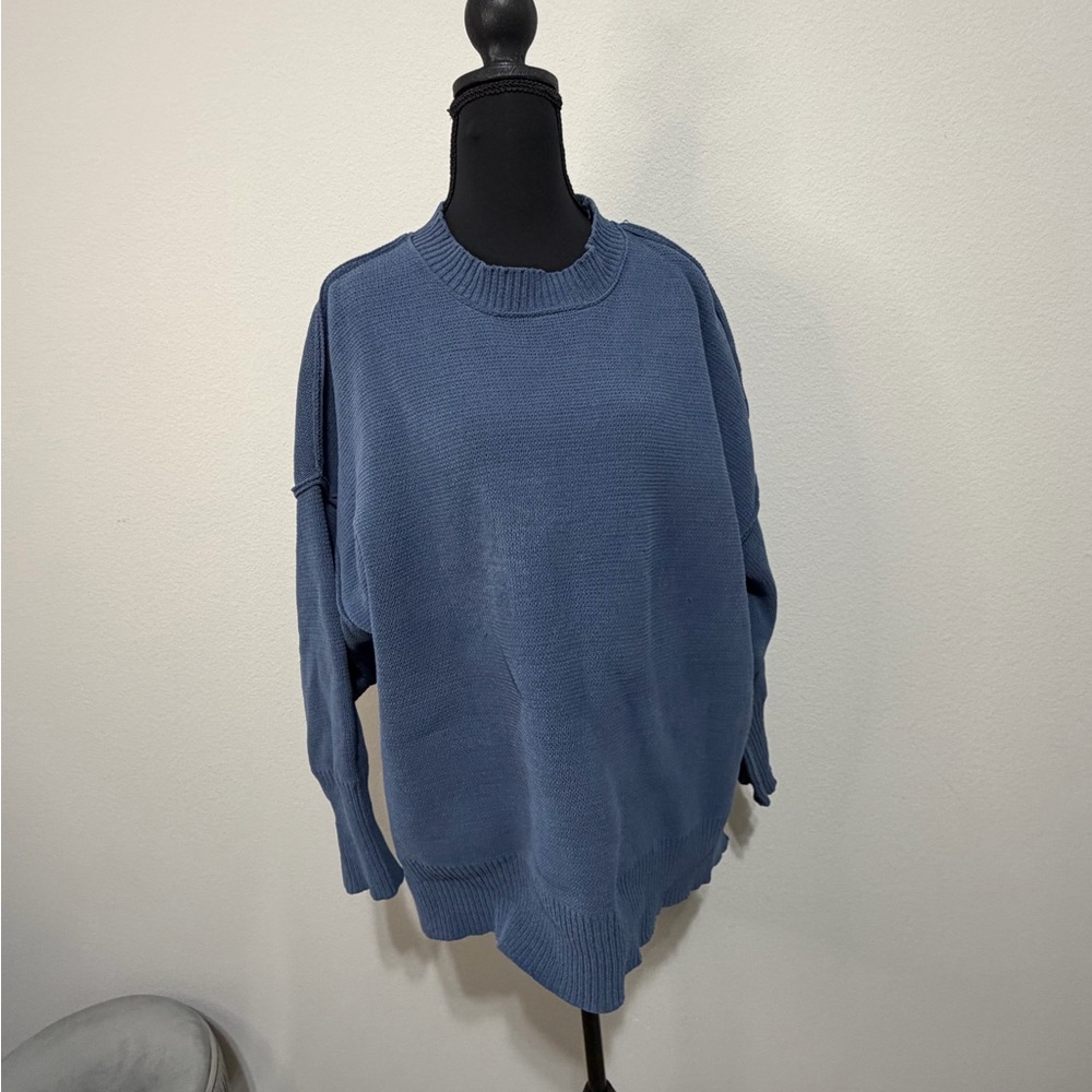 🔥SALE🔥Natural Reflections women’s Crewneck Sweater in Blue